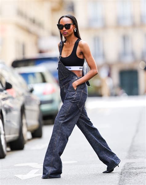 15 Ways To Wear Overalls Overall Outfit Ideas 52 Off