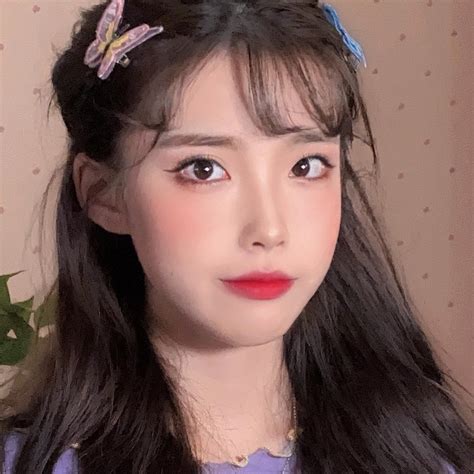 Hot girl Trung Quốc nổi lên vì có ngoại hình giống IU Follower tăng gấp 50 lần sau 3 năm