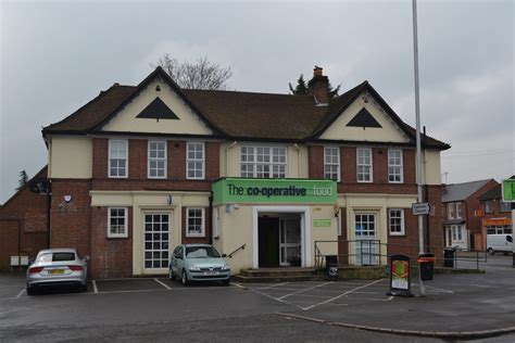 Co-op, 100 South View Avenue, Caversham, Reading, RG4 5BB – Atlas Real