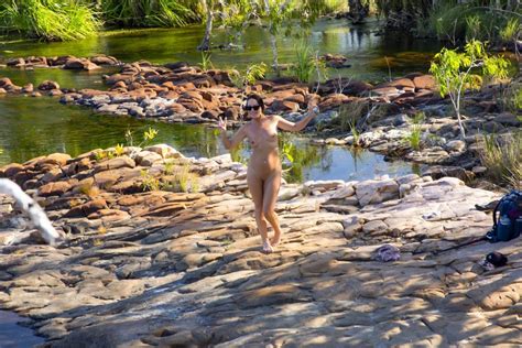 Sexgoddess Peekaboo String Bikini Gelleries Model Der Bikini