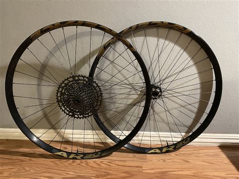 Race Face Ar Offset Tubeless Wheelset For Sale