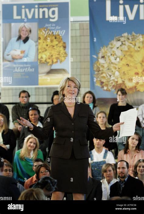 Martha stewart in prison hi-res stock photography and images - Alamy