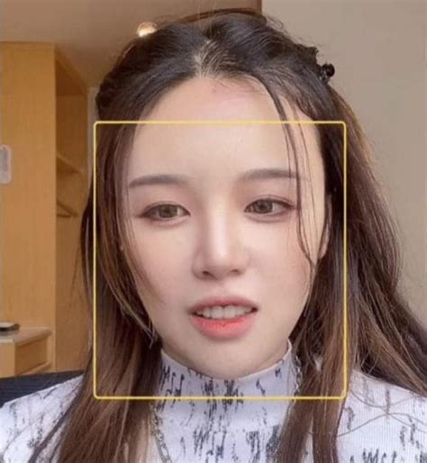 Hot girl nổi tiếng livestream uống thuốc trừ sâu kết ám ảnh Xây Dựng