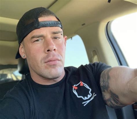 Pin By BJ65 On Adorably Cute Hot Army Men Army Men Handsome Men