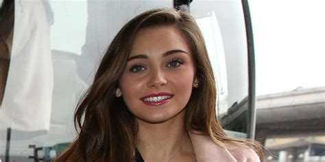 Charlotte Pirroni Miss Côte d Azur 2014 La biographie de Charlotte