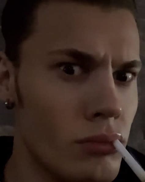 A Ure On Twitter Bu Ocuk Gizli Gay Diyim Size