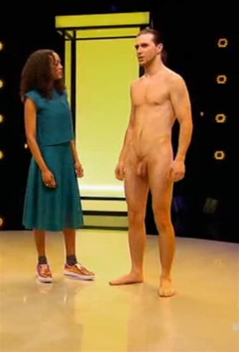 MARIE CFNM CLOTHED FEMALE NUDE MALE