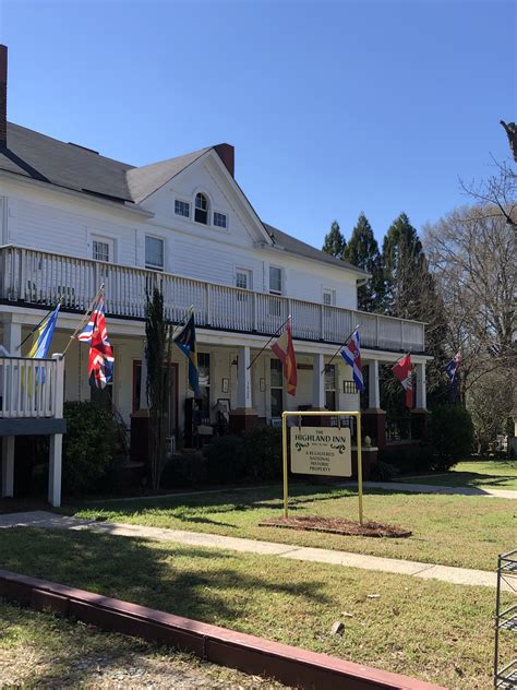 The Highland Inn in Noda. Does anyone know what the building functions