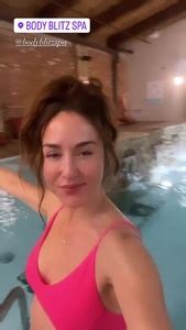 INSTA Erin Karpluk Selfie In A Bikini Top 9 30 23 Phun Org Forum