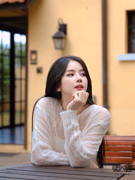 199 Ảnh Dj Mie Bikini Nóng Bỏng 3 Vòng Nuột Nà Cực Cháy