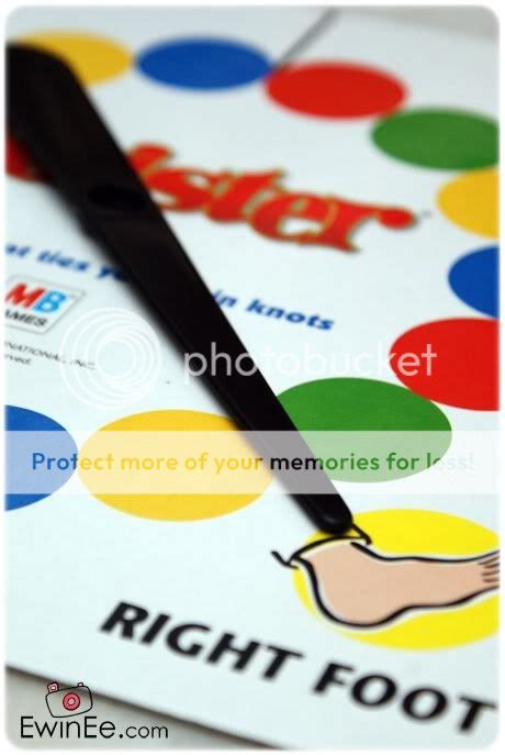 ewinee.com: Twister Game Day