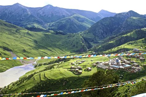 Nangchen - The Land of Snows