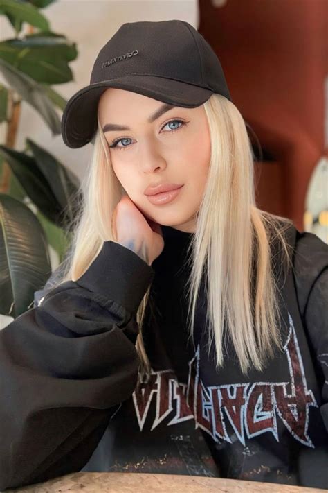 Beautiful Yana 37 Y O From Riga With Blonde Hair ID 702515 LadaDate