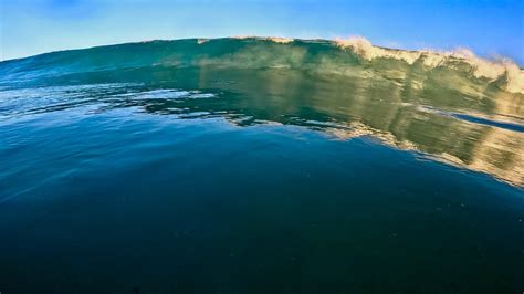 Insanely Glassy Mirror Like Waves Raw Pov Surfing Youtube