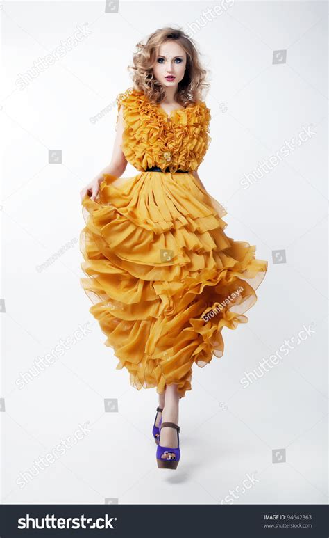 1 458 944 Blonde Fashion Model Images Stock Photos Vectors Shutterstock