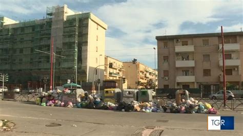 Droga Armi Traffico Di Rifiuti E Furti D Auto 27 Arresti A Palermo