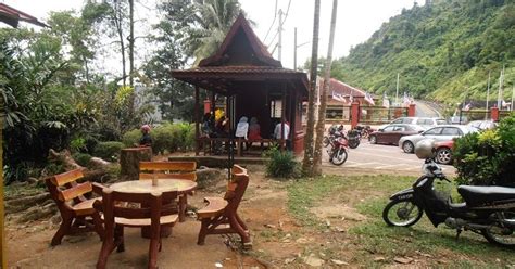Berpetualang Ke Aceh Terengganu River Near Its Main Dam