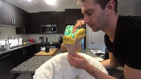 MILf ed wahnsinnig schönen füße der heißen milf nachbarin Komplett xHamster