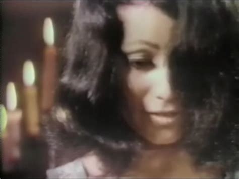 Unknown Latina Nuda Anni In La Tigresa