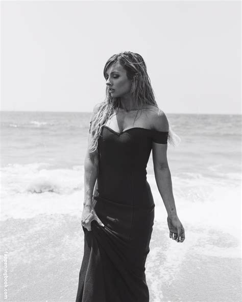 Paige Hathaway Paigehathaway Nude OnlyFans Leaks Fappening FappeningBook