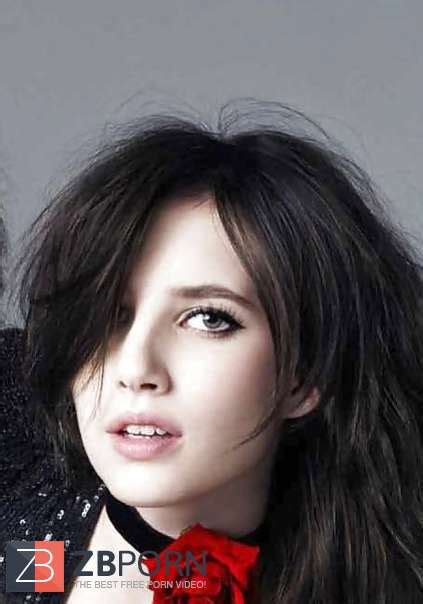 Emma Roberts ZB Porn