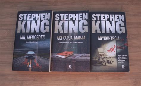 Trilogia Bill Hodges - Stephen King - Bill Hodges trilógia ( Mr. Mercedes, Aki kapja, marja ...