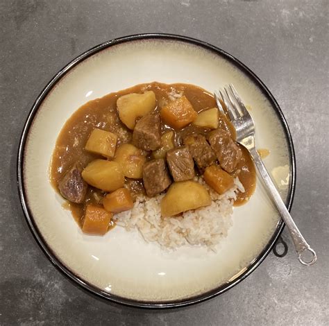 Slow Cooker Beef Curry - Ling's Corner