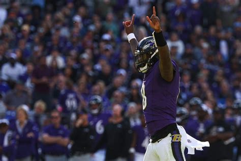 Lamar Jackson Shines in Regular Season, Struggles in Playoffs | Ravens ...