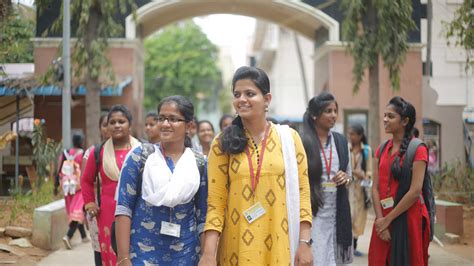 SDNB Vaishnav College For Women