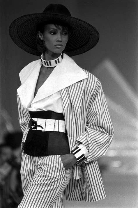 designer karl lagerfelds iconic fashion career