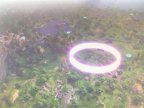 Anyone know what all these floating circles are for? : r/FortNiteBR