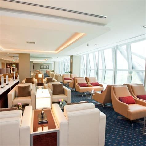 Qatar Airways Reopens Bangkok Lounge Welcomes Qantas Flyers Blue