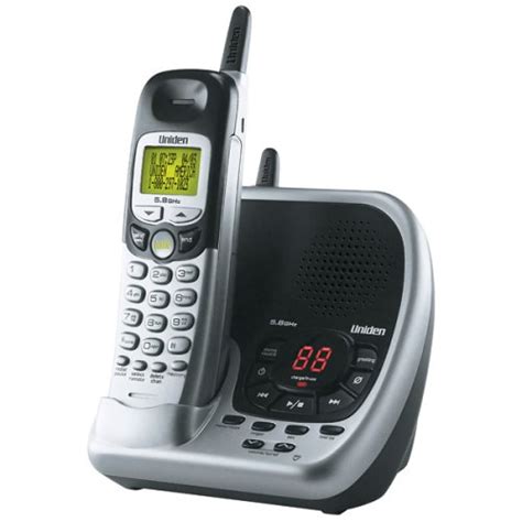 Uniden EXAi5580 5.8 GHz Tri-Lingular Cordless Phone w/Digital Answering ...