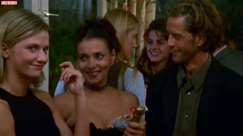 Naked Sandra Cervik In Atemlose Liebe