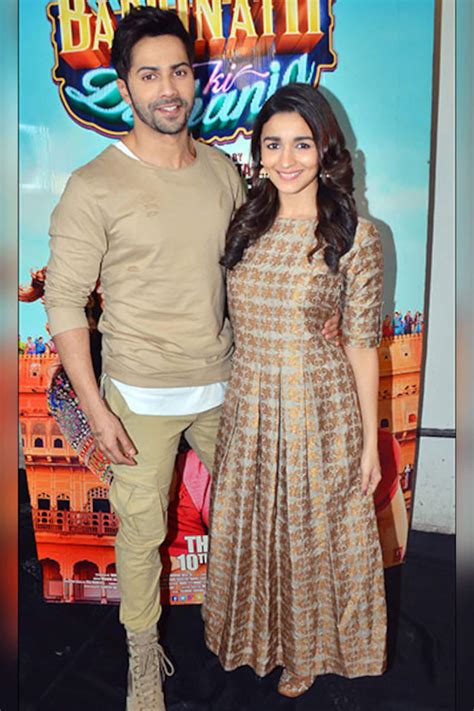 Alia Bhatt And Varun Dhawan Twin In Golden During Badrinath Ki Dulhania