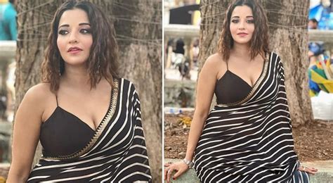 Monalisa Added Hotness With Traditional Look Looked Super Hot In Saree And Deep Neck Blouse
