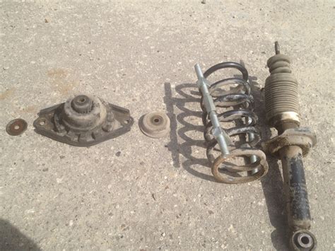 Замена задних амортизаторов Monroe Original — Nissan Almera II (N16), 1 ...