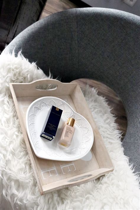 ESTÉE LAUDER Double Wear Nude Water Fresh SPF