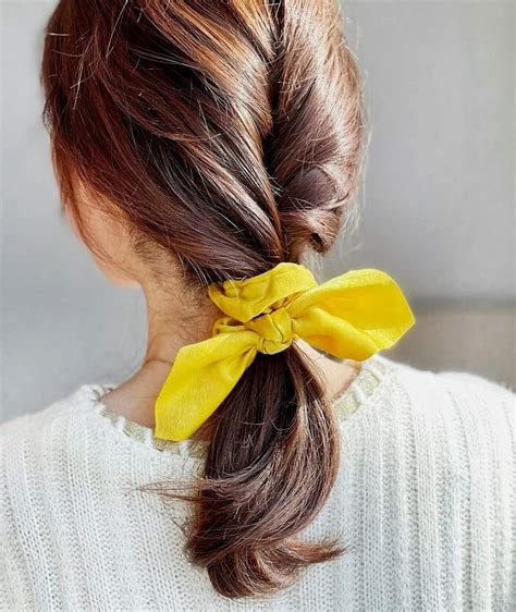 29 Different Types Of Scrunchies Wearing Styles For Hair Styles