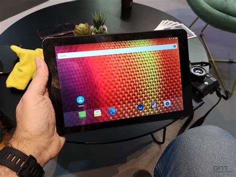 Mwc Archos Diamond Avec Cran Oled Et Moins De Et