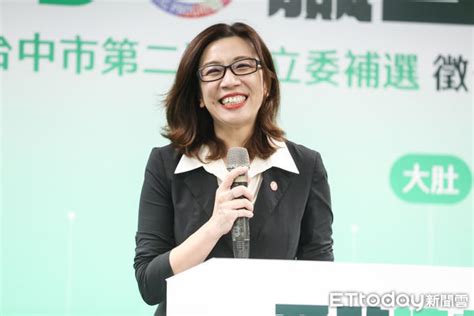 民進黨正式徵召林靜儀 陳柏惟：這是我能給中二選區最好的禮物 Ettoday政治新聞 Ettoday新聞雲