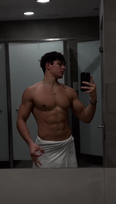 Celeb Gay On Twitter Kamil Szymczakso Fucking Hot Give Me Your Big Dick Fuckme Bigdick