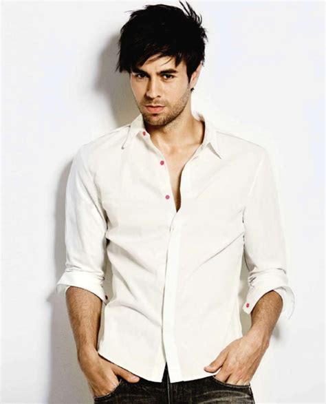 Enrique Iglesias Hot