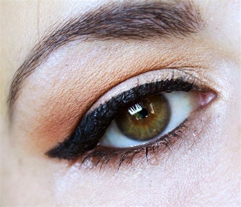 Urban Decay Naked Heat Makeup Looks Low Blow Minus The Marble