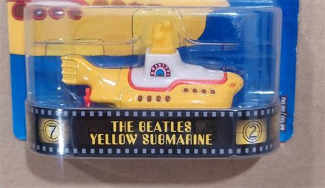 The Beatles Hot Wheels Retro Pop Culture Pcs Set HIWAY HAULER AUSTIN MINI VAN DAIRY DELIVERY