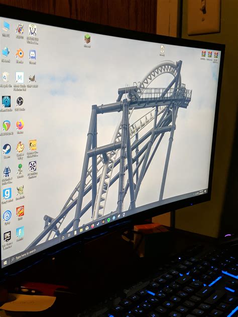 Finally got a new gaming monitor. The Samsung c24f390. : r/pcmasterrace