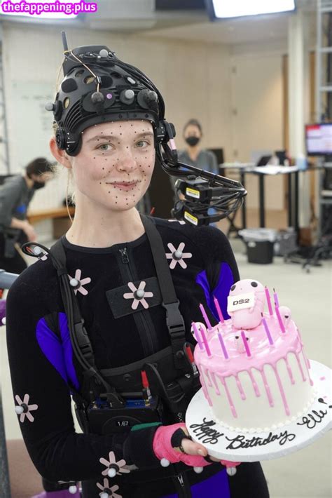 Elle Fanning Ellefanning Nude OnlyFans Photo The Fappening Plus