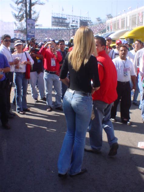 Naked In S Sainz Added By Pepelepu