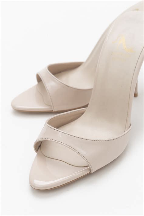 Ayakkabı Prensi Roux İNCE TOPUK CM NUDE RUGAN TERLİK