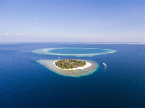 Malahini Kuda Bandos Resort, Maldive Islands | 2024 Updated Prices, Deals